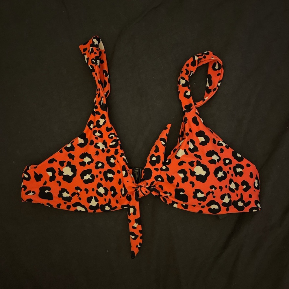 Blackbough Swim Top